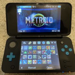 New Nintendo 3DS LOADED WITH GAMES