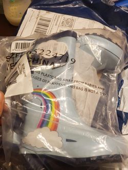 Rainbow rain boots 5/6 toddler