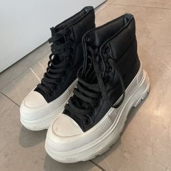 Alexander Mcqueen Womens Treadboot