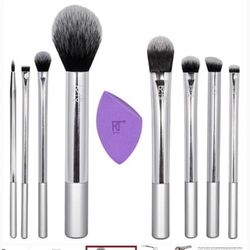 **Brand New Real techniques Brush Set**
