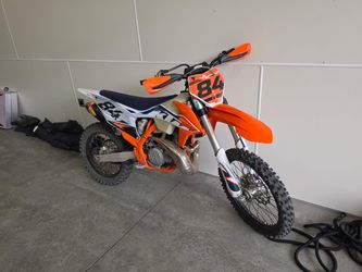 Dirt bike
