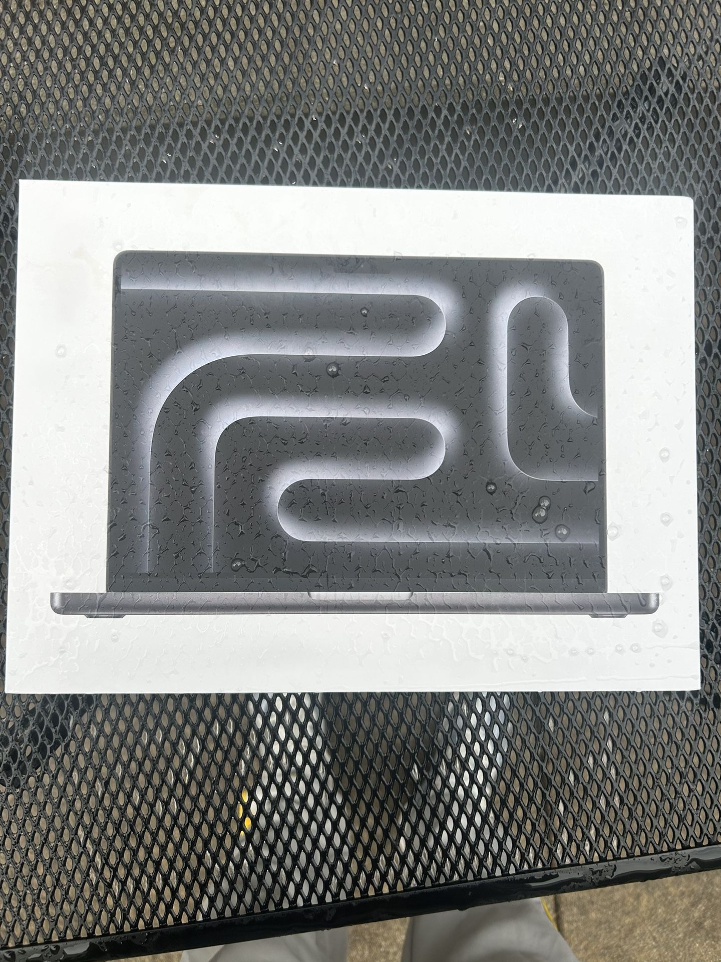 14 Inch Mac Book Pro 