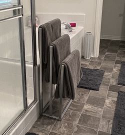 Silver Metal Freestanding Towel Rack for Bathroom