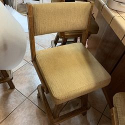  Vintage Chairs 