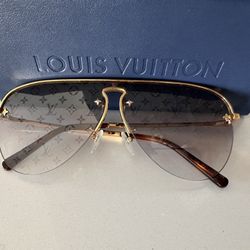 Louis Vuitton Grease Mask Sunglasses 