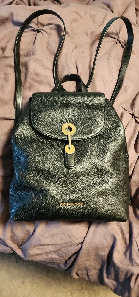 MICHEAL KORS LEATHER BACKPACK Raven