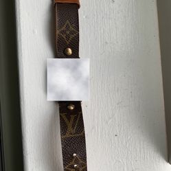 Louis Vuitton Authentic BAND ONLY(NOT THE WATCH)