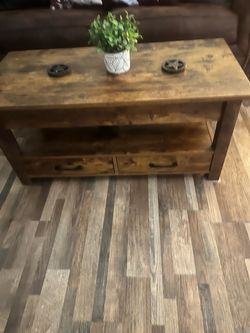 Rustic lift top coffee table