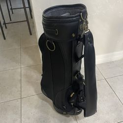 Burberry golf bag first 50 takes it for Sale in Jupiter, FL - OfferUp