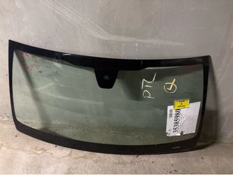 2015-2018 front windshield