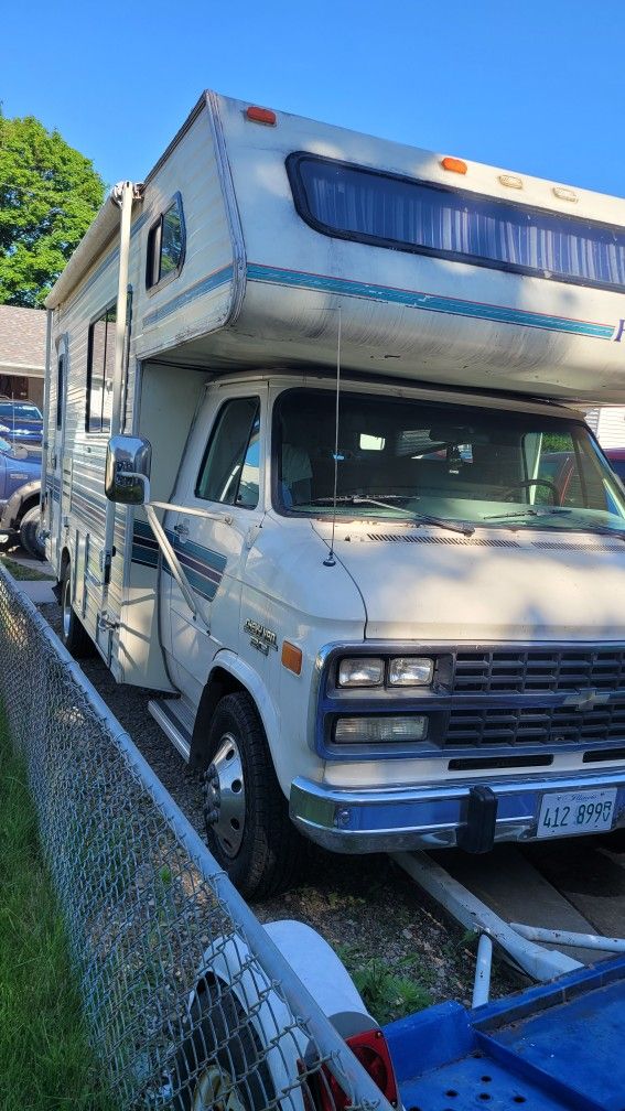 Chevy G30 RV 94 for Sale in Plainfield, IL - OfferUp