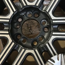 17 Inches  Pinnacle (3 Rims And 3 Tiers 