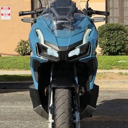 Honda ADV160 2025