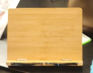 Handcrafted  Wood Easel stand