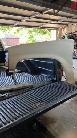 1992 obs Chevy Silverado driver side fender