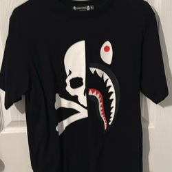 Bape Shirt M BROKEN TAG
