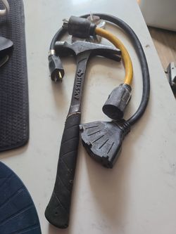 Martillo Y Colas De Conexxion