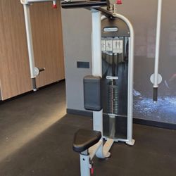 Nautilus Instinct Dual Pectoral Fly/Rear Deltoid 