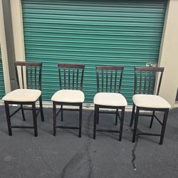 SET OF 4 HIGH WOODEN TABLE CHAIRS 