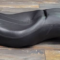 Mustang Touring Seat for Harley Davidson Road Glide