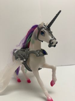 Bettina Color Change Unicorn Wings change from White to Pink in sun Barbie size
