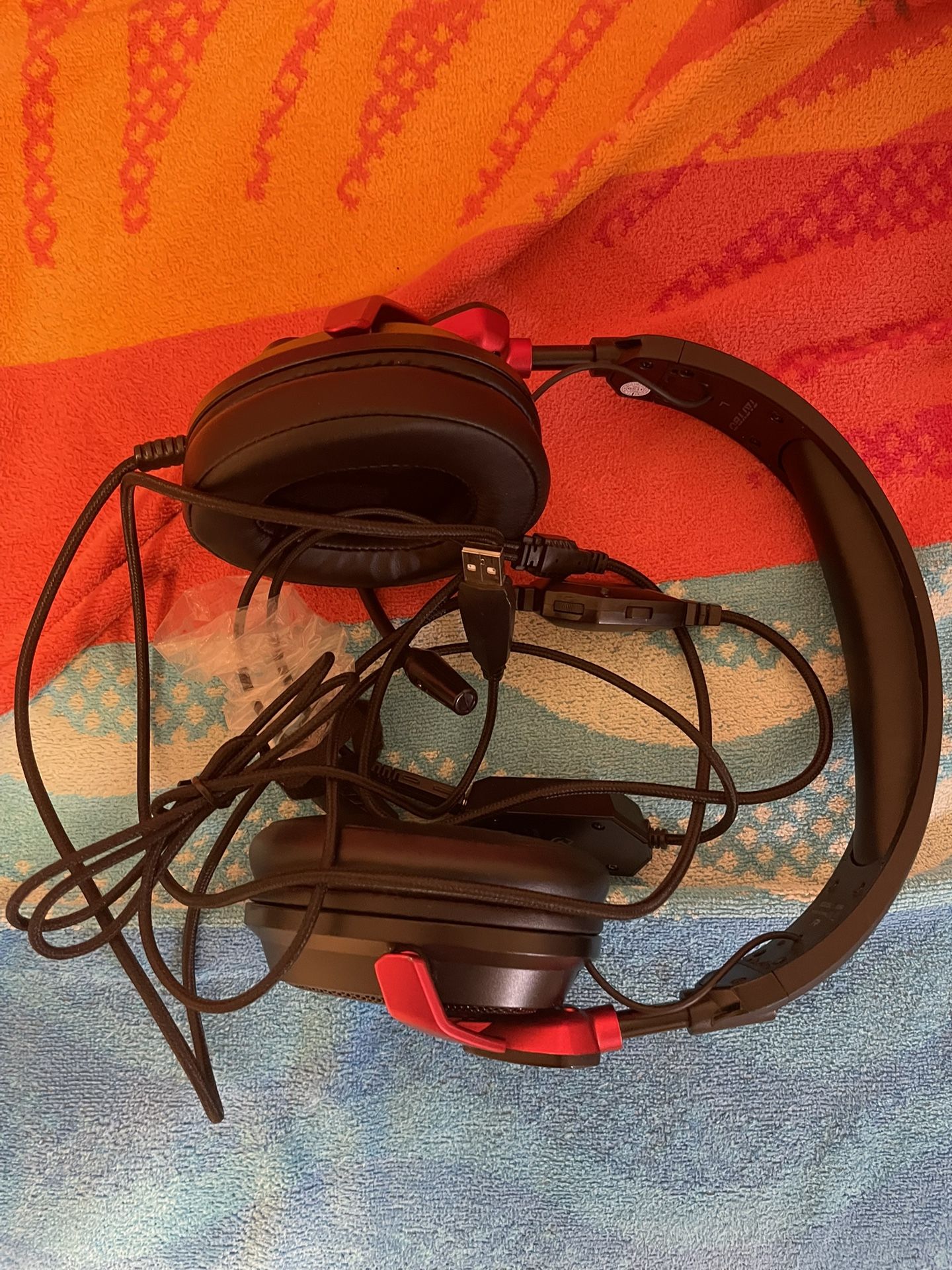 PC Gaming Headset & 1080p Webcam For PC