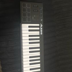 Alesis Midi Keyboard 