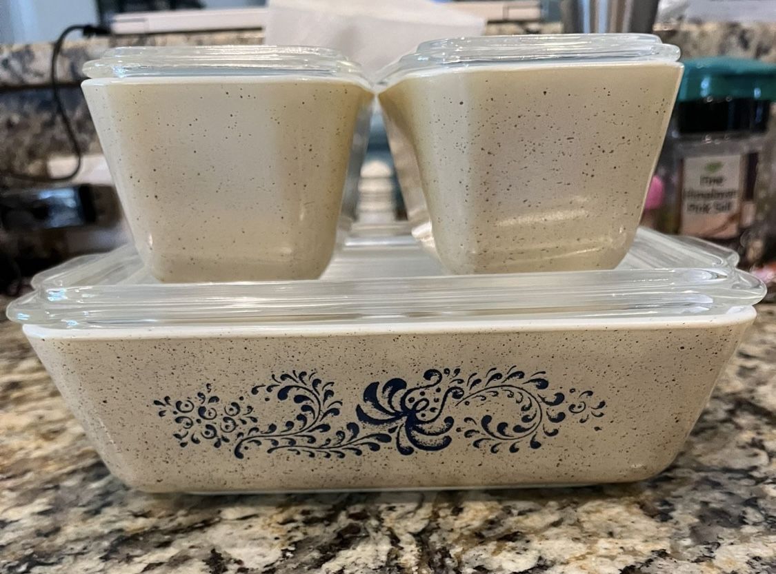 Pyrex Nesting Bowls And Yes Casserole Set