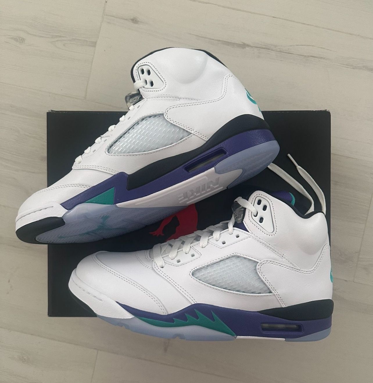 Jordans Grape 5 - Size 11