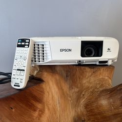 Epson Projector 