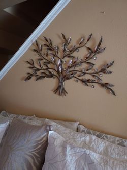 Metal tree