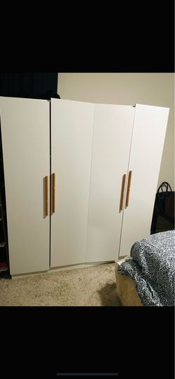 Wardrobe Cabinet