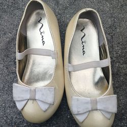 Girls flats size 10 toddler