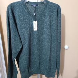 Mens Large V Neck 
