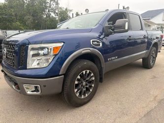2017 Nissan Titan Crew Cab