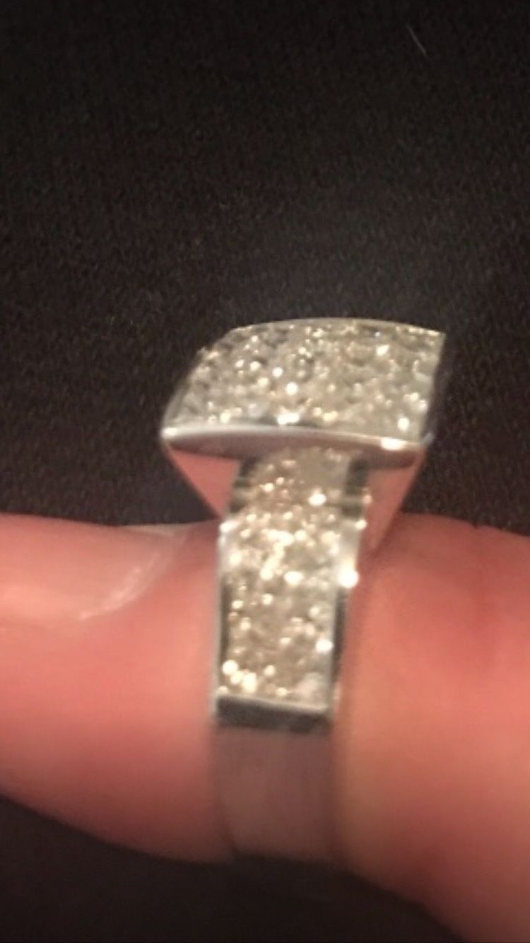 18k White Gold Princess Cut Diamonds