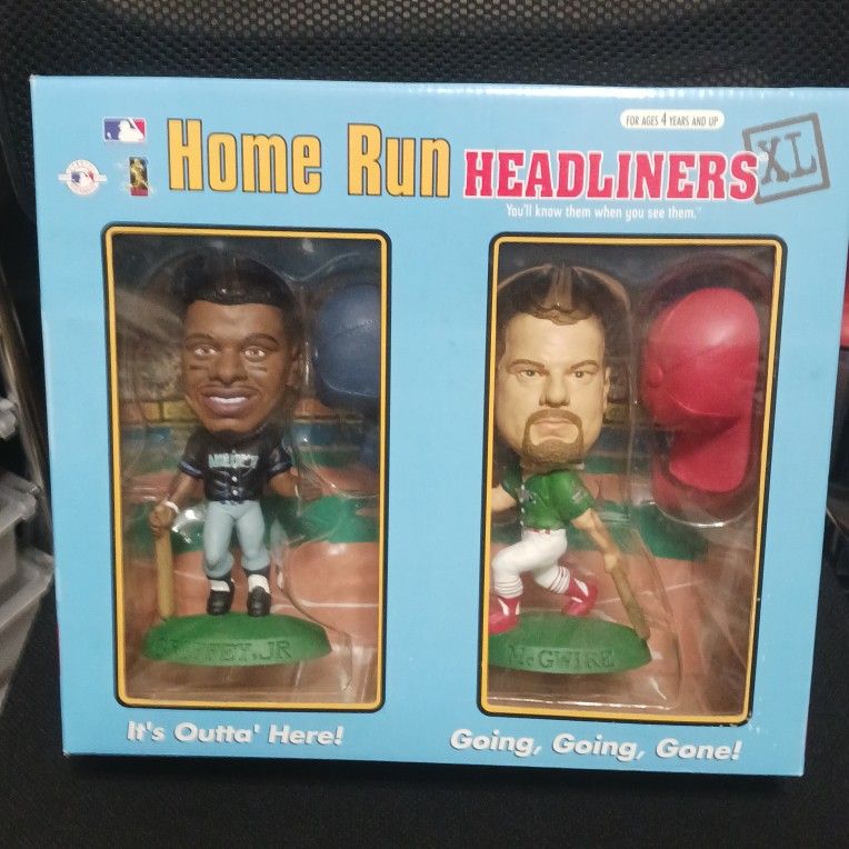 KEN GRIFFEY JR and MARK McGWIRE FIGURES