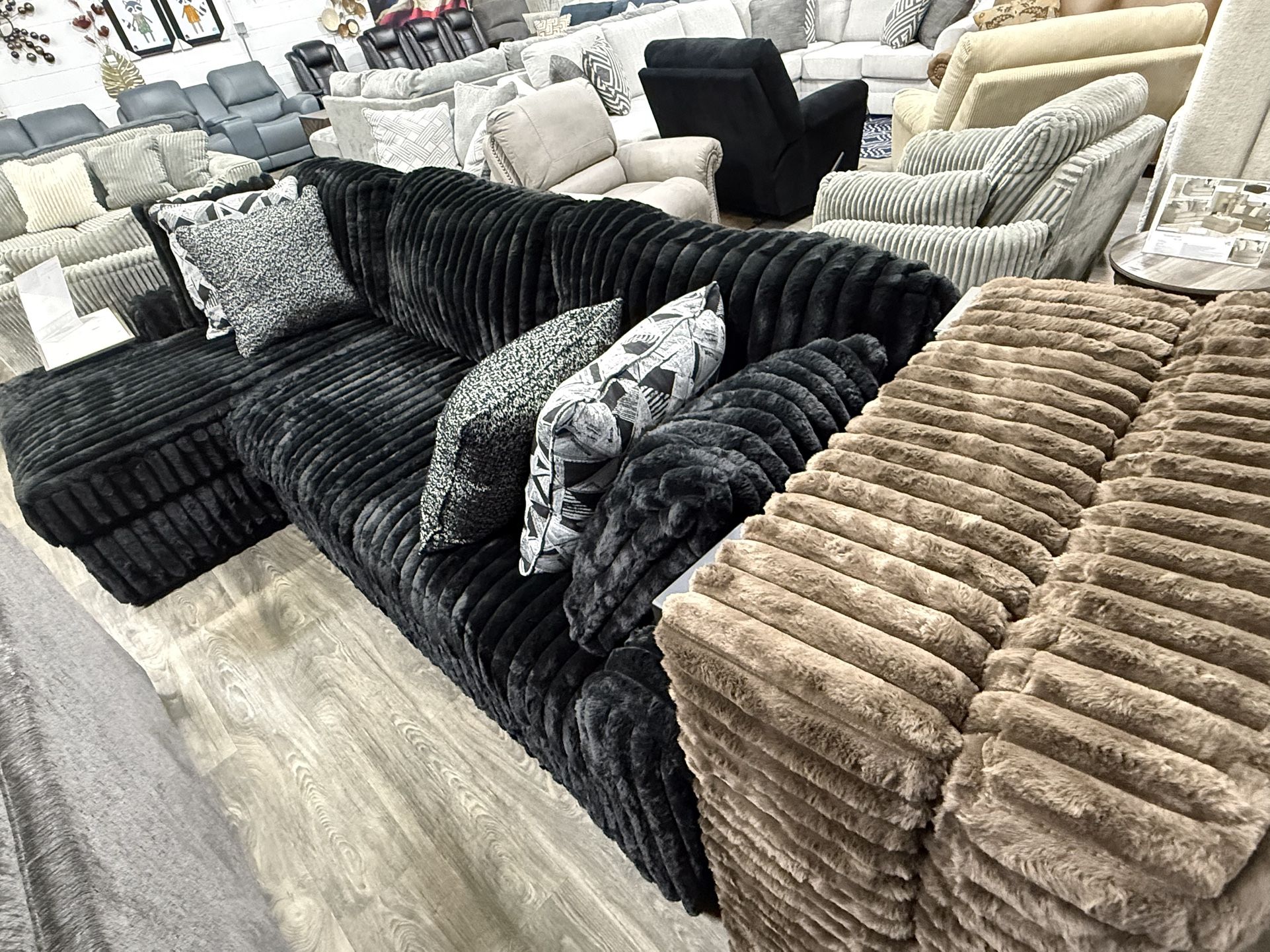 NEW IN BOX Midnight Madness 2 Pc Sectional!