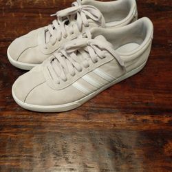 Adidas Women's Size 9 Are There