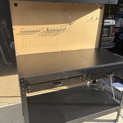 Work Bench Workpro 48”