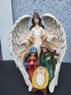 Angel Nativity Scene Resin Figurine