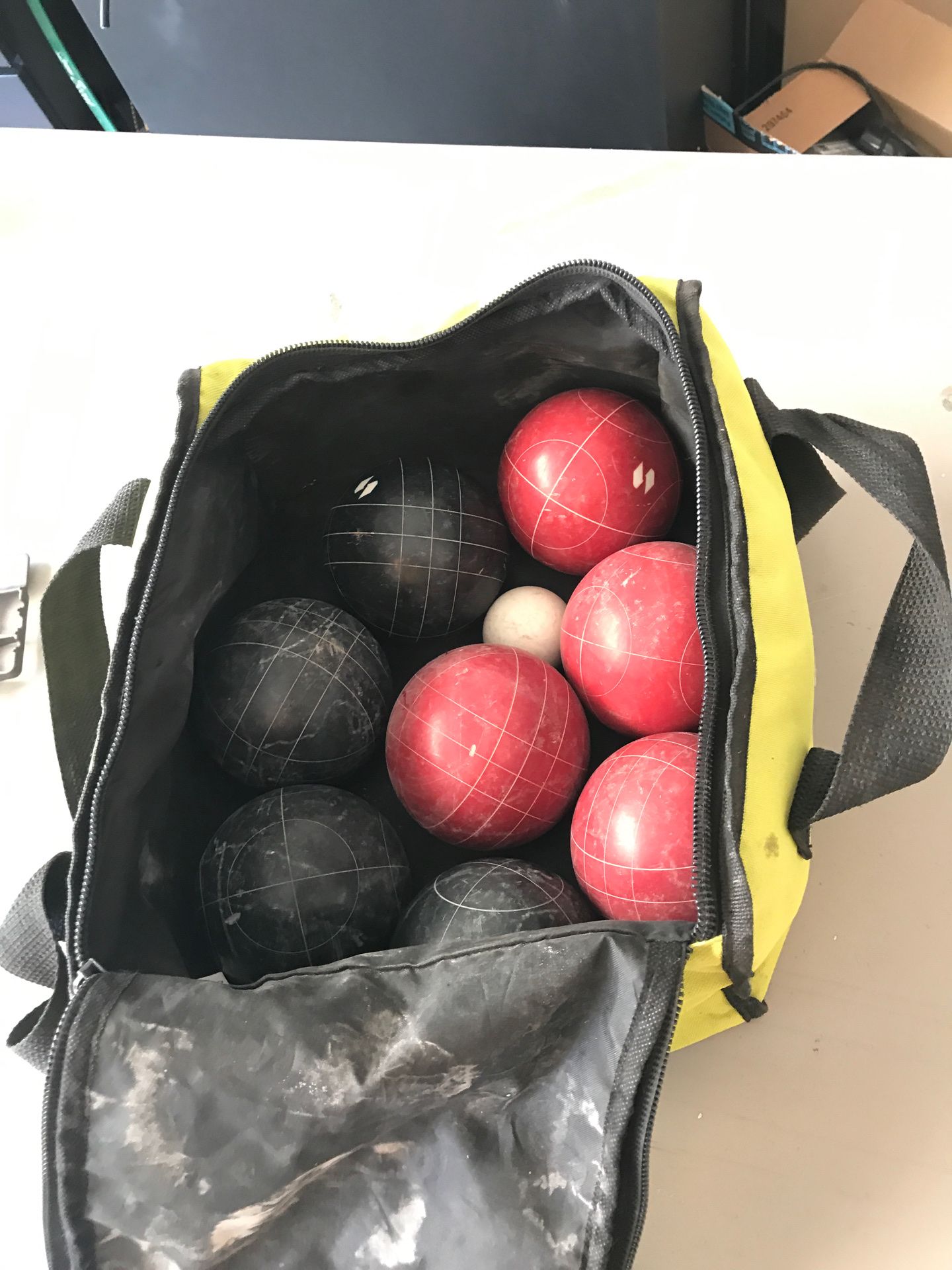 Bocce ball set