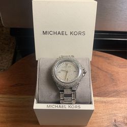 For Sale Michael Kors Watch Unisex