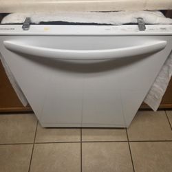 Frigidaire Dish Washer