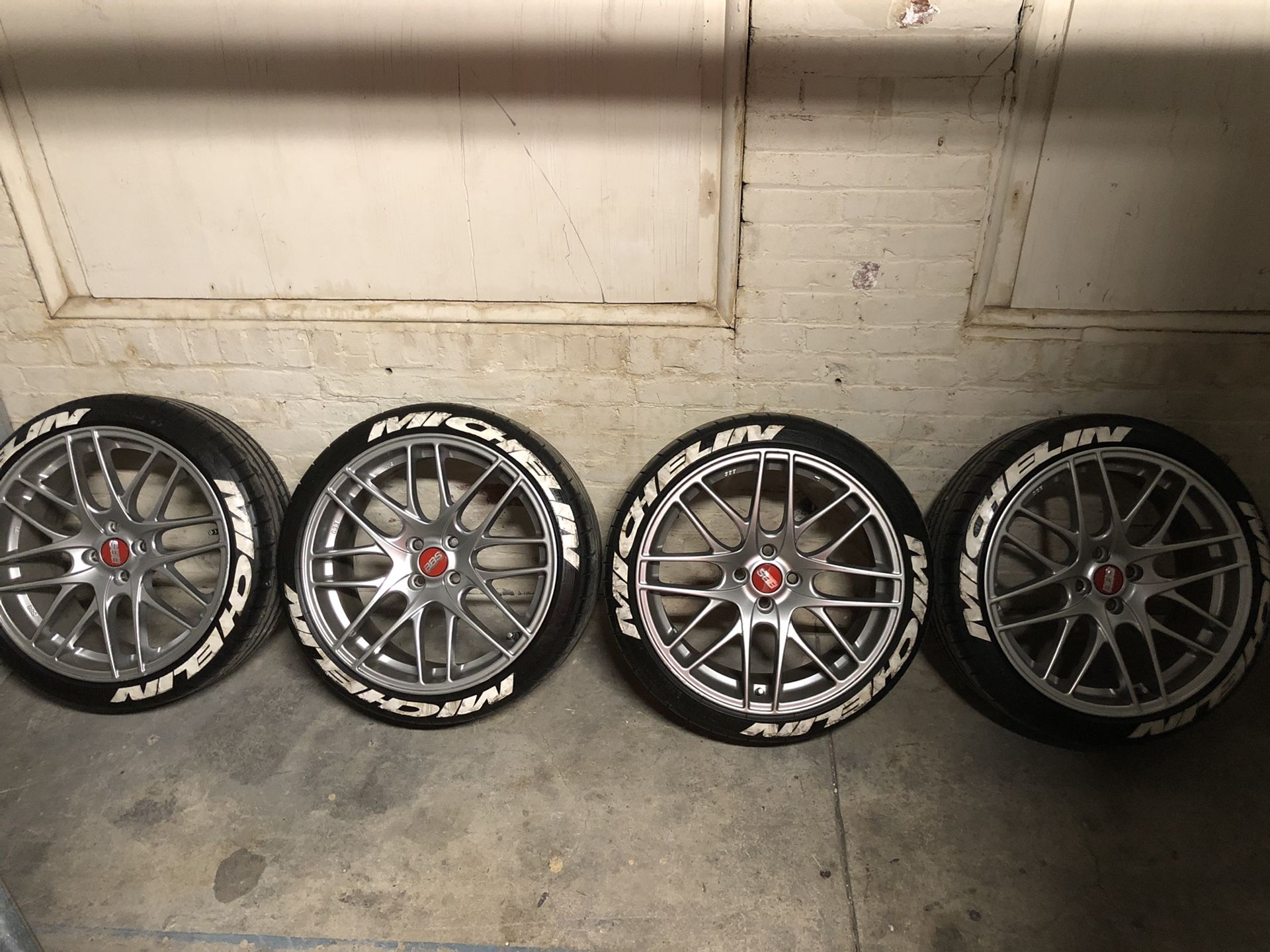 18x8 +38 BBS CS 4x100