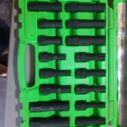 OEMTOOLS Lug Nut Locks & Keys