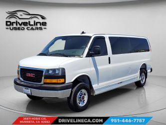 2025 GMC Savana Passenger
