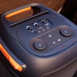 3 Months Used JBL Speaker Partybox 710