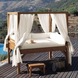 Outdoor Day Bed / Furniture 
