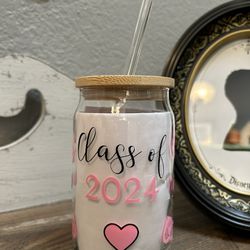 Beer Glass Cup 16 Oz - Graduation - Graduate 2024 - Hello Kitty